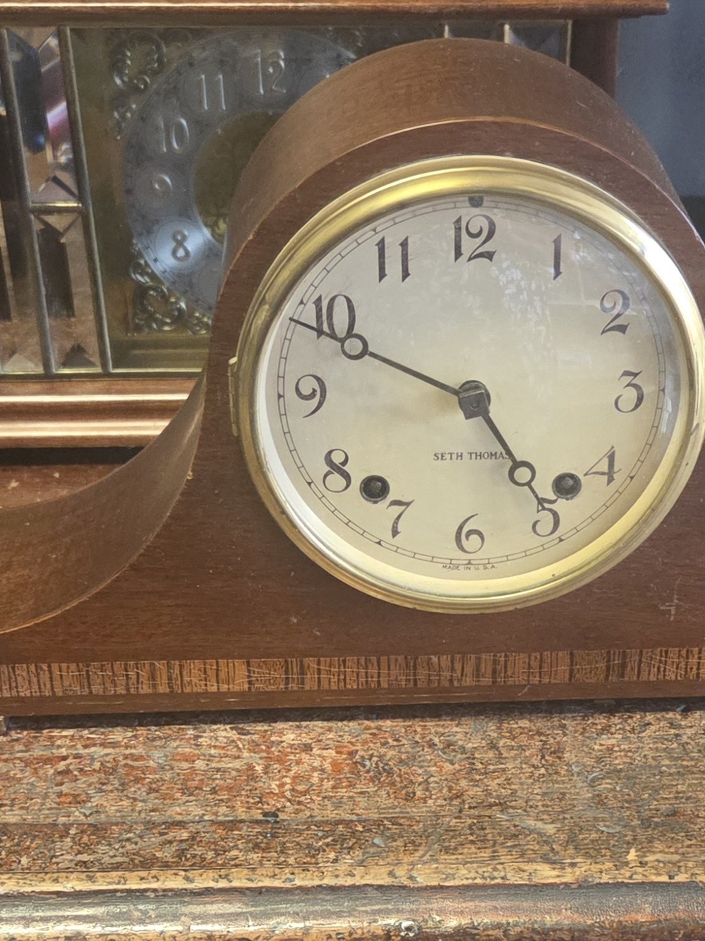 Vintage Seth Thomas Tambour Style Mantel Clock - Classic Wooden Decor 1910-1940